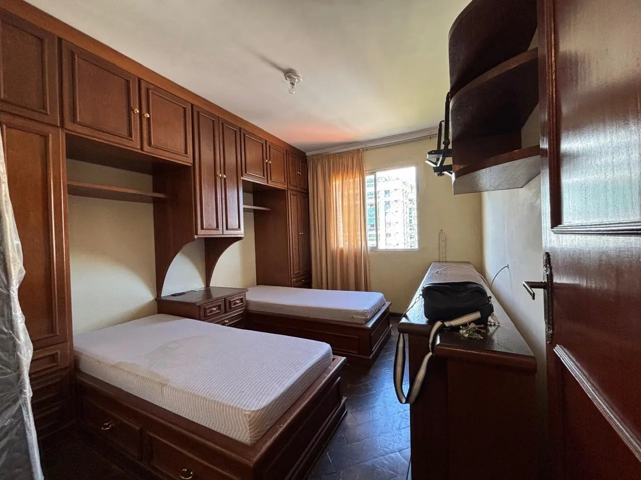 Apartamento à venda, Resende