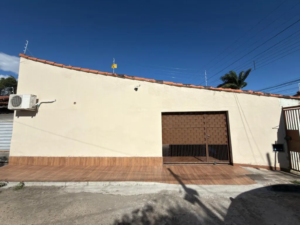 Casa em Itapuca